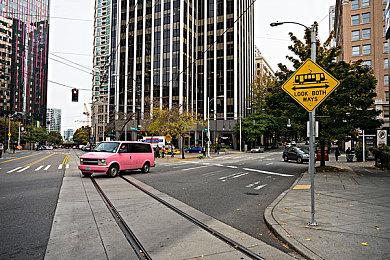 还有基情共浴？《天国：拯救2》开场43分钟演示